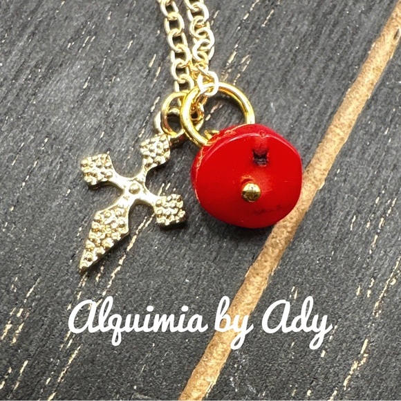 Alquimia Red and Gold Pendant Necklace - Picture 1 of 3
